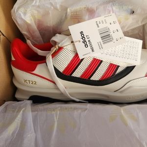 Adidas indoor ct